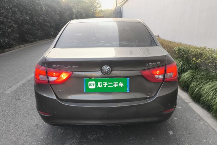 别克 英朗 2015款 15N 自动精英型车身外观6