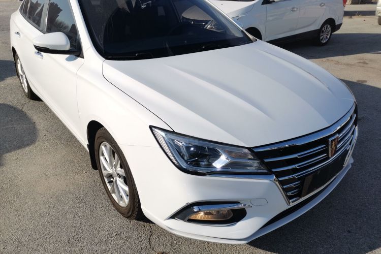 荣威i5 2020款 1.5L 手动4G互联领豪版车身外观3