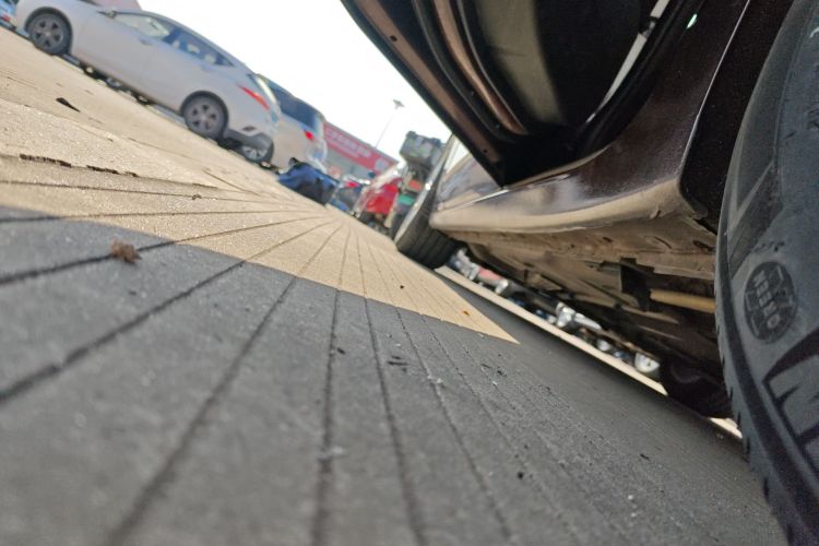 别克 君越 2016款 20T 豪华型局部细节9002