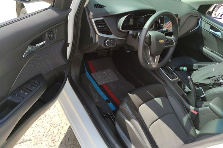 雪佛兰 科沃兹 2019款 320 自动欣悦版中控内饰20