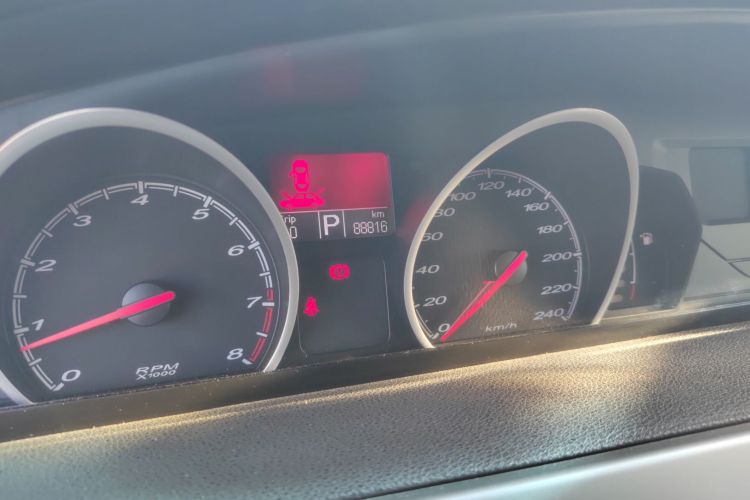 名爵 MG6 2014款 掀背 1.8L 自动驾值版中控内饰15