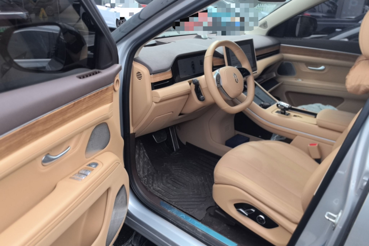 鸿蒙智行 问界M7 2024款 1.5T 后驱Plus版 5座中控内饰7003