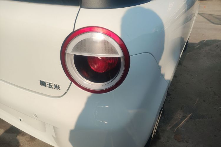 长安启源 长安Lumin 2025款 205km 香沁款车身外观9