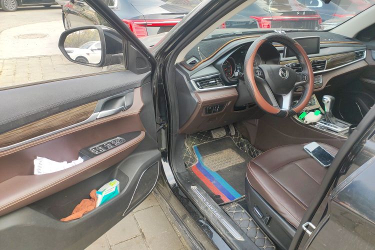 汉腾汽车 汉腾X5 2020款 1.5T 自动豪华型 5座中控内饰20