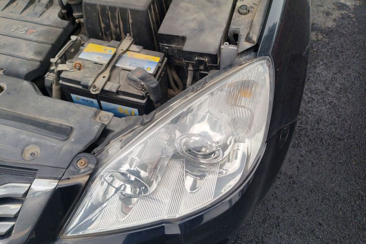 哈弗H6 2015款 升级版 1.5T 手动两驱精英型机舱底盘26