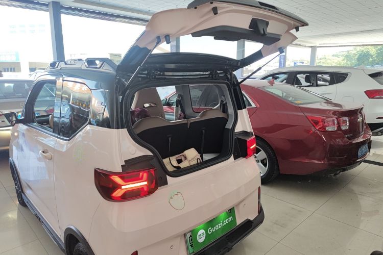 五菱汽车 宏光MINIEV 2022款 GAMEBOY 200km 玩咖款 磷酸铁锂机舱底盘23