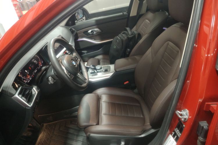 宝马3系 2020款 325Li M运动曜夜套装中控内饰19