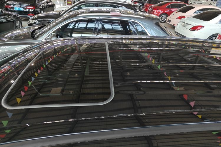 丰田 威兰达 2022款 2.0L CVT两驱豪华版局部细节57