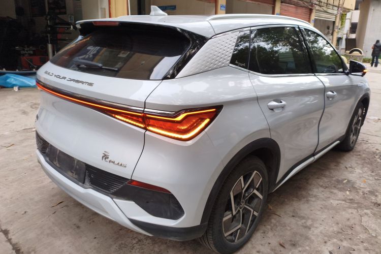 比亚迪 元PLUS 2022款 510KM 旗舰型车身外观7