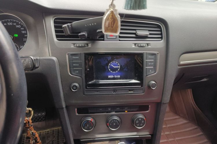 大众 高尔夫 2016款 1.6L 自动舒适型中控内饰16