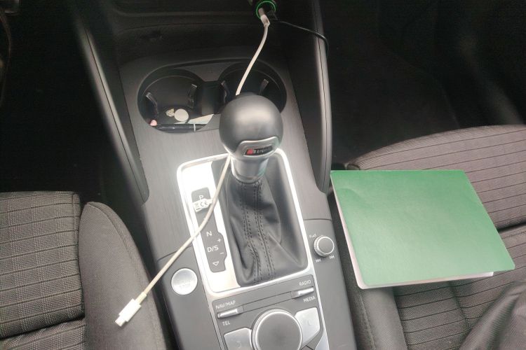 奥迪A3 2020款 Sportback 40 TFSI 运动型 国VI中控内饰18