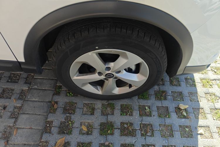 日产 逍客 2023款 经典 2.0L CVT XV舒适版车身外观10