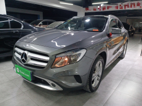 奔驰GLA 2016款 GLA 200 动感型