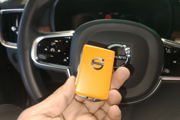 沃尔沃S90 2021款 B5 智逸豪华版中控内饰7001