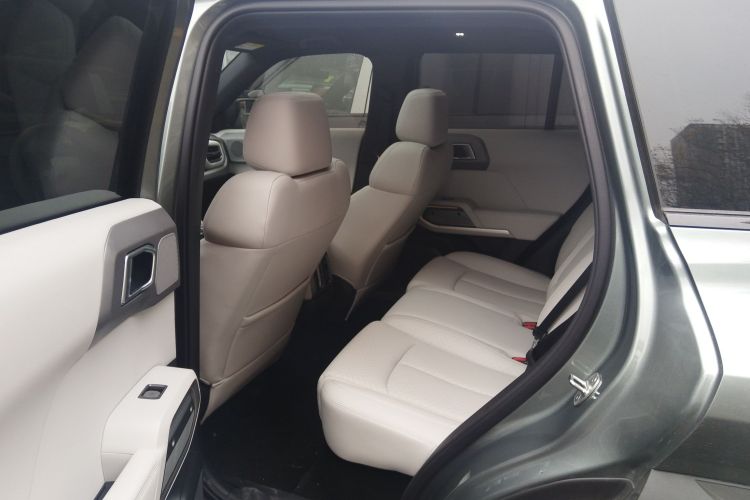 方程豹 钛3 2025款 501KM 后驱智驾Max版中控内饰21