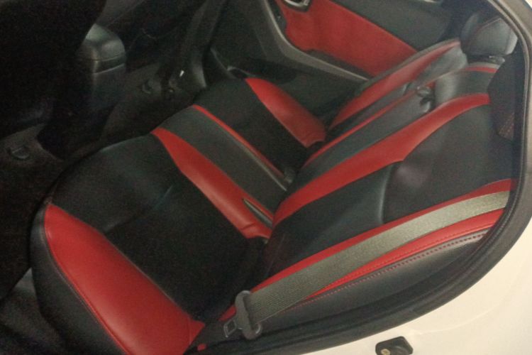 现代 朗动 2016款 1.6L 自动尊贵型中控内饰7004