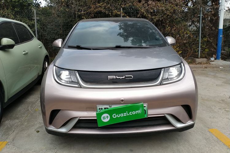 比亚迪 海豚 2021款 405km 时尚版车身外观2