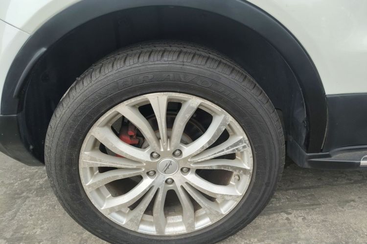 陆风X7 2015款 2.0T 全景旗舰版车身外观6008