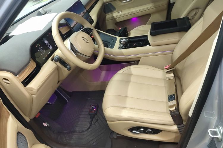 鸿蒙智行 问界M7 2024款 1.5T 四驱Plus版 5座中控内饰19