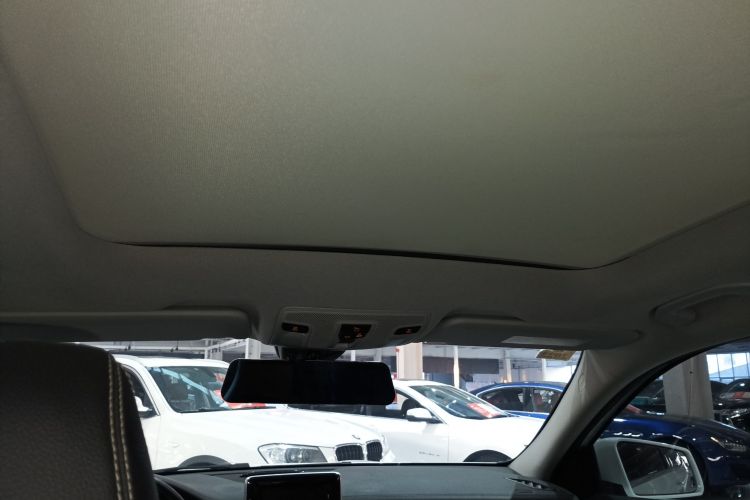 奔驰GLA 2015款 GLA 200 时尚型中控内饰22