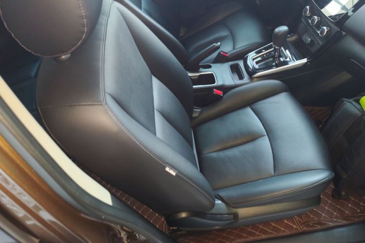 日产 轩逸 2021款 经典 1.6XL CVT豪华版局部细节41