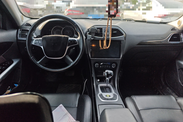 北京汽车 绅宝D70 2018款 性能版 1.8T 尊贵版中控内饰12