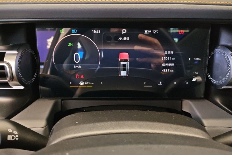 北京越野 北京BJ40 2024款 2.0T 全新城市猎人版 侠客型中控内饰14