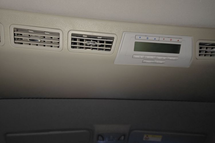 江汽集团 瑞风M5 2016款 2.0T 汽油自动公务版局部细节22