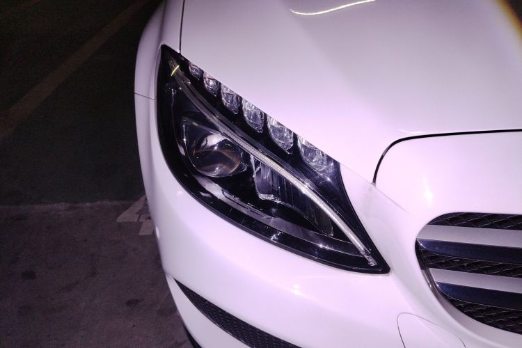 奔驰C级 2018款 C 180 L 时尚型运动版车身外观8