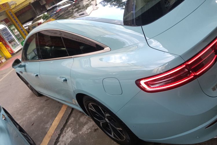 鸿蒙智行 智界S7 2024款 Pro 后驱长航版车身外观6003