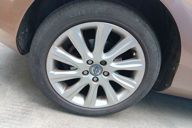 沃尔沃V40 2015款 1.6T 智逸版车身外观6006