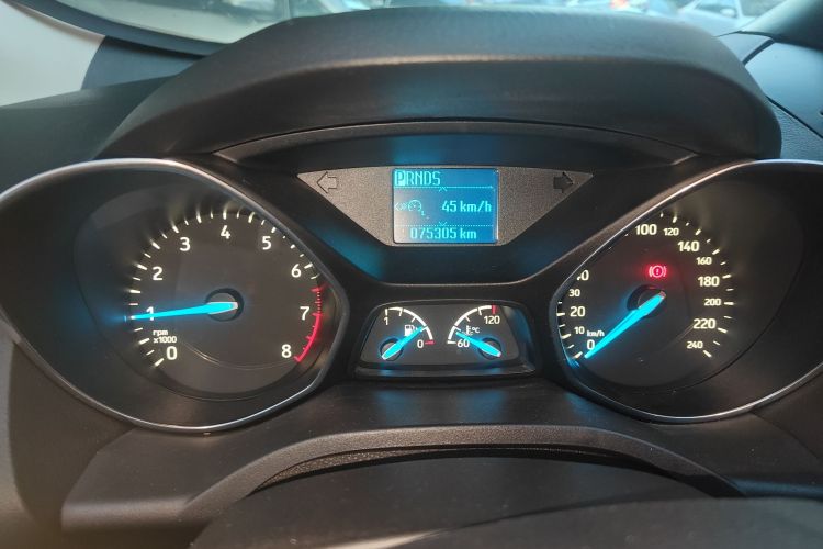 福特 翼虎 2017款 EcoBoost 180 两驱精翼型中控内饰14