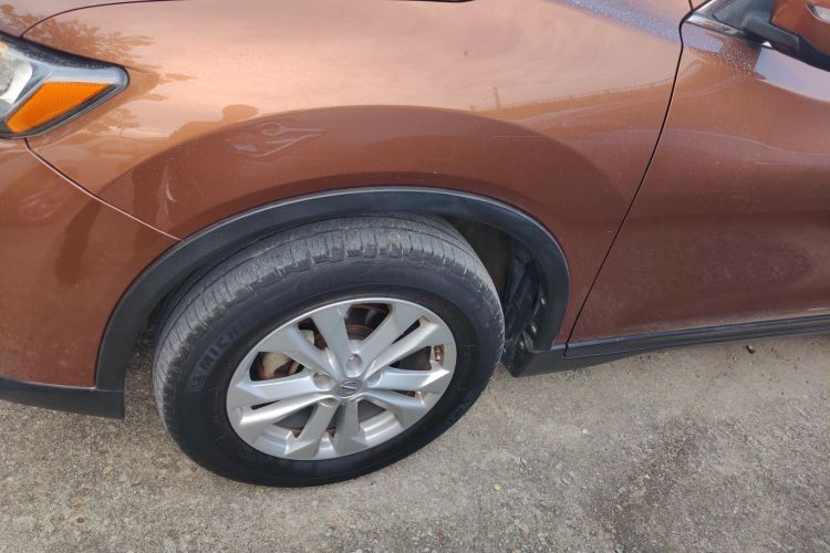 日产 奇骏 2014款 2.5L CVT领先版 4WD车身外观6007