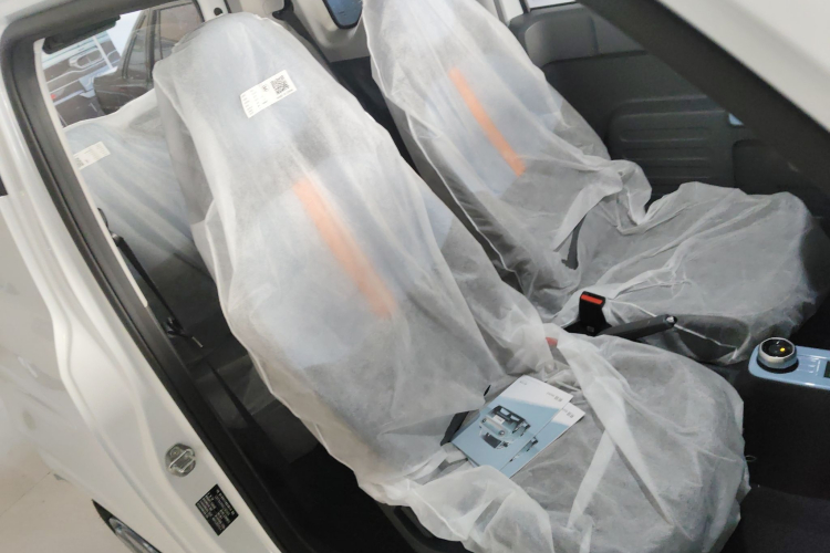 吉利银河 2024款 熊猫mini 200km 耐力熊局部细节41