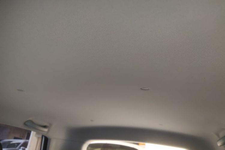 五菱汽车 五菱缤果 2023款 333km 灵犀互联款中控内饰22