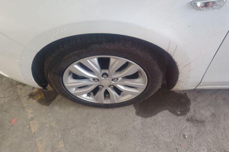 别克 英朗 2019款 15T 双离合互联精英型 国VI车身外观6001