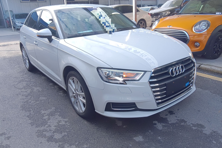 奥迪A3 2020款 Sportback 35 TFSI 进取型 国VI车身外观3