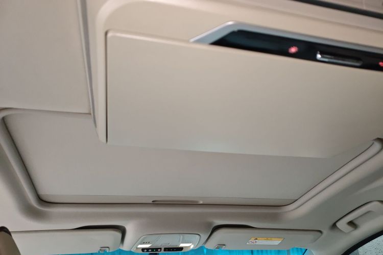 别克GL8 2020款 ES陆尊 653T 舒适型中控内饰22