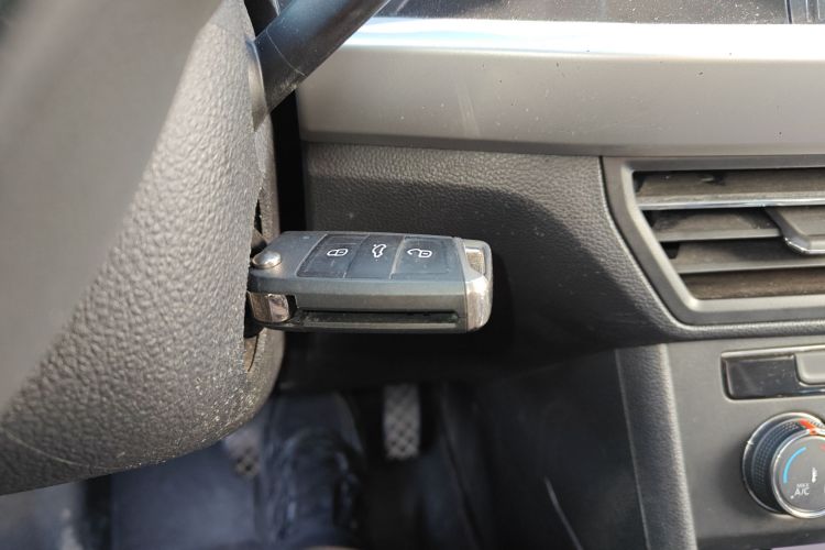 大众 朗逸 2019款 1.5L 自动视野版 国VI中控内饰11