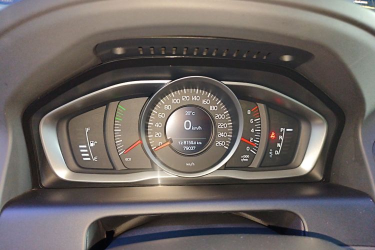 沃尔沃XC60 2017款 T5 智行升级版中控内饰14