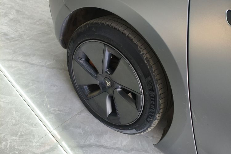 特斯拉 Model 3 2022款 后轮驱动版车身外观6008