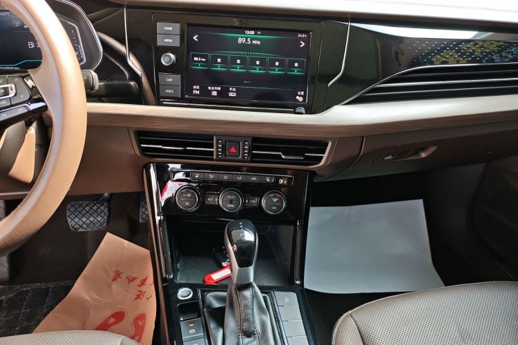 大众 帕萨特 2019款 380TSI 豪华版 国VI中控内饰16