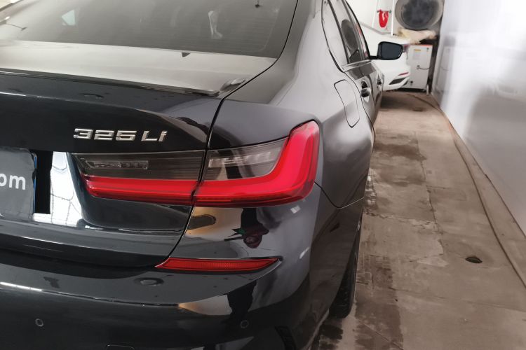 宝马3系 2021款 改款 325Li M运动套装车身外观9