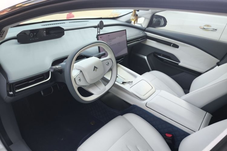 昊铂GT 2023款 560后驱科技版中控内饰7003