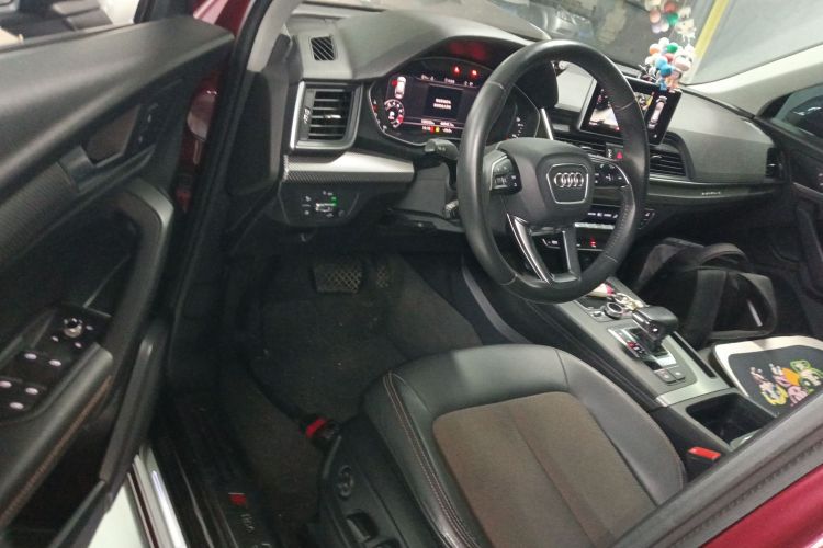 奥迪Q5L 2018款 45 TFSI 尊享时尚型 国V中控内饰7003