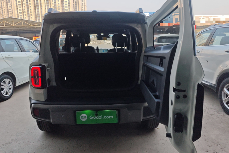 宝骏悦也Plus 2024款 智尊版 4座局部细节23