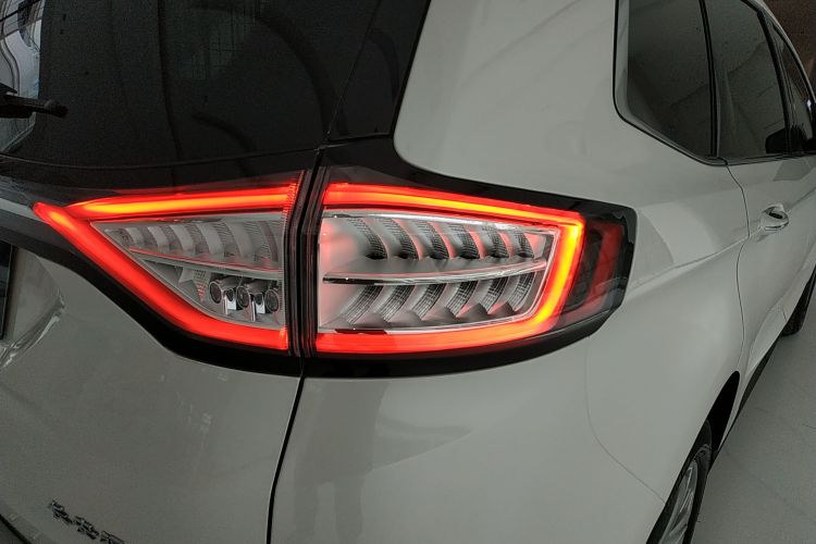 福特 锐界 2018款 EcoBoost 245 两驱豪锐型 7座 国VI车身外观9