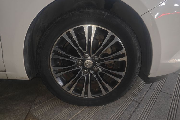 别克 英朗 2016款 18T 双离合精英型车身外观6002