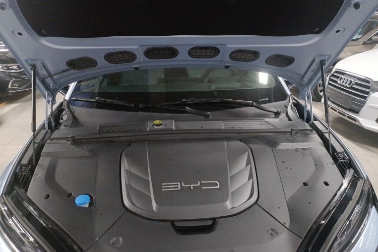 比亚迪 海豹 2022款 700km 长续航后驱版机舱底盘24