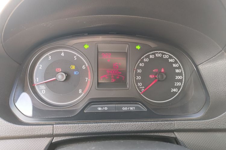 大众 捷达 2017款 1.4L 手动时尚型中控内饰14